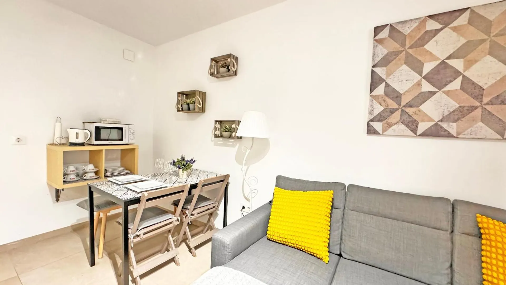 Triana Home Luxury Seville 0*,  Spain